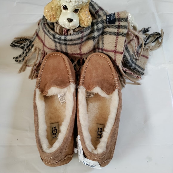 UGG Shoes - 🍵 UGG ANSLEY SLIPPERS